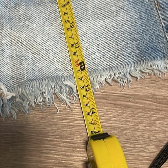 Pacsun Women’s Denim Shorts Size 27 Medium Wash 100% Cotton Distressed High Rise - Picture 9 of 13